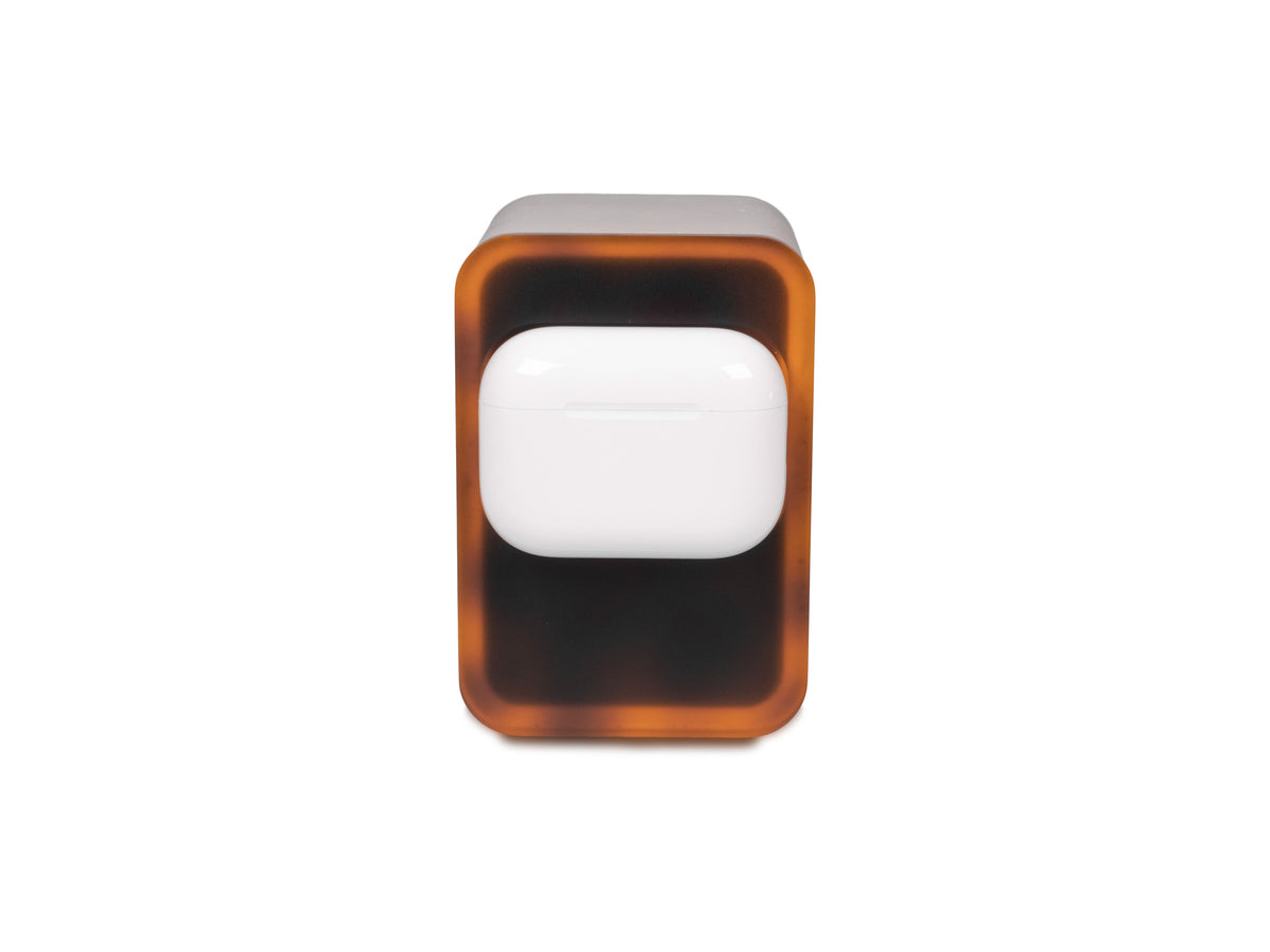Tortoiseshell AirPod Pro Dock, with airpods, front view